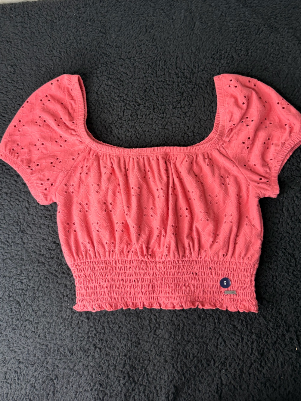 Hollister Women’s Eyelet Smocked Crop Top Coral Pink Puff Sleeve Size S